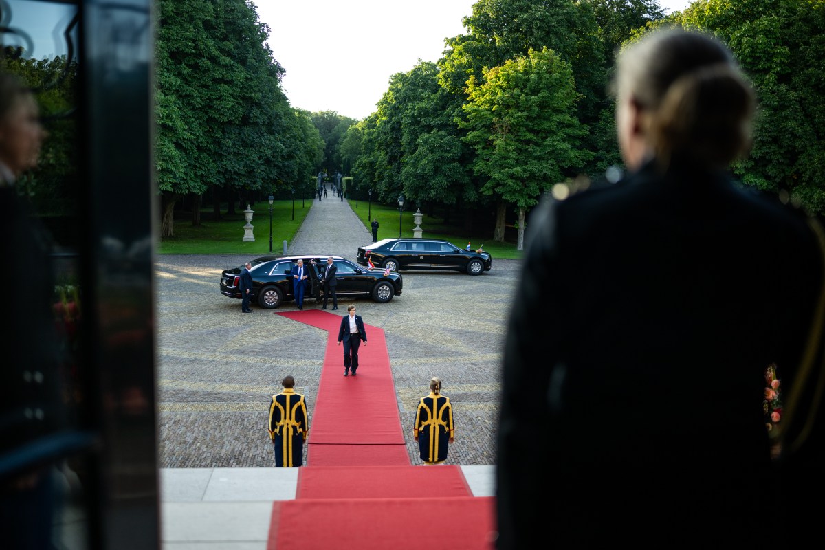 President Donald Trump arrives to the Huis ten Bosch Palace before greeting King Willem-Alexander and Queen Maxima of the Netherlands ahead of the 2025 NATO Summit, Tuesday, June 24, 2025, in The Hague, Netherlands. (Official White House Photo by Daniel Torok)
