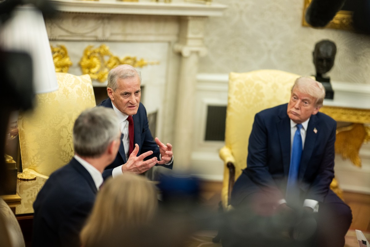 President Donald Trump hosts a bilateral meeting with Prime Minister Gahr Store of Norway, Thursday, April 24, 2025, in the Oval Office. (Official White House Photo by Daniel Torok)