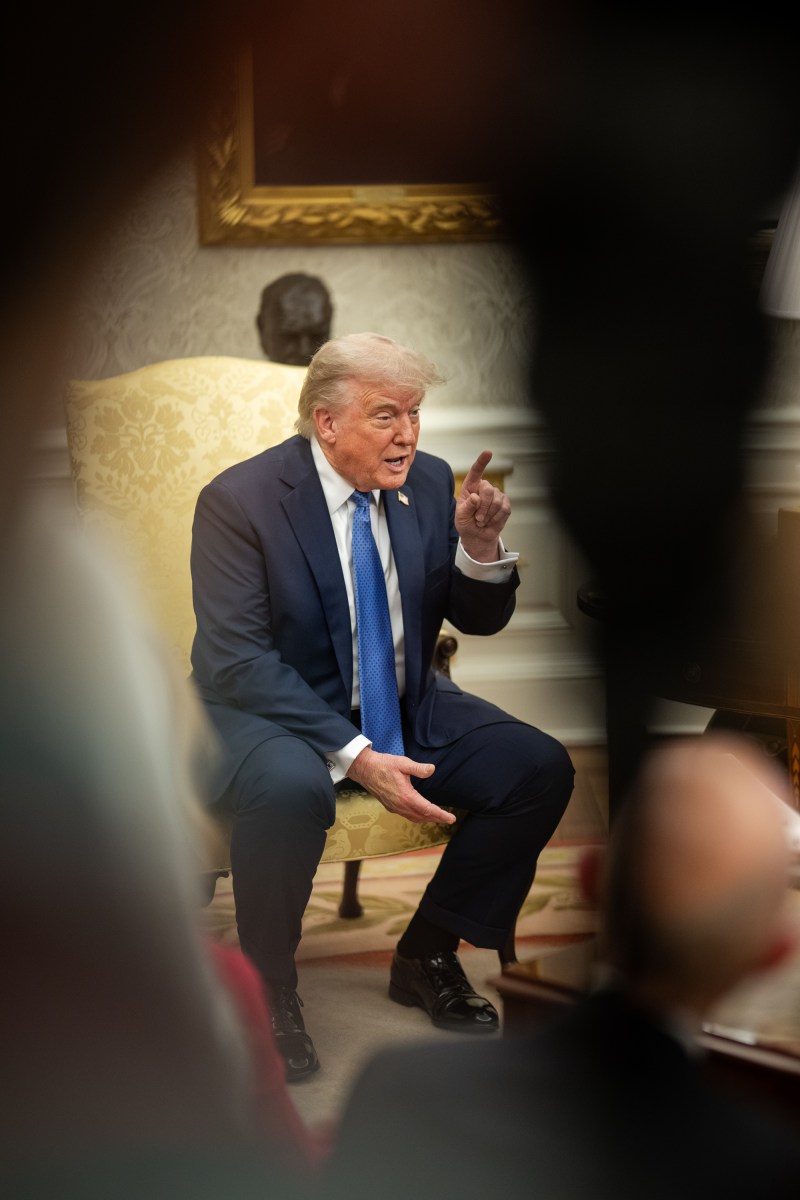 President Donald Trump hosts a bilateral meeting with Prime Minister Gahr Store of Norway, Thursday, April 24, 2025, in the Oval Office. (Official White House Photo by Daniel Torok)