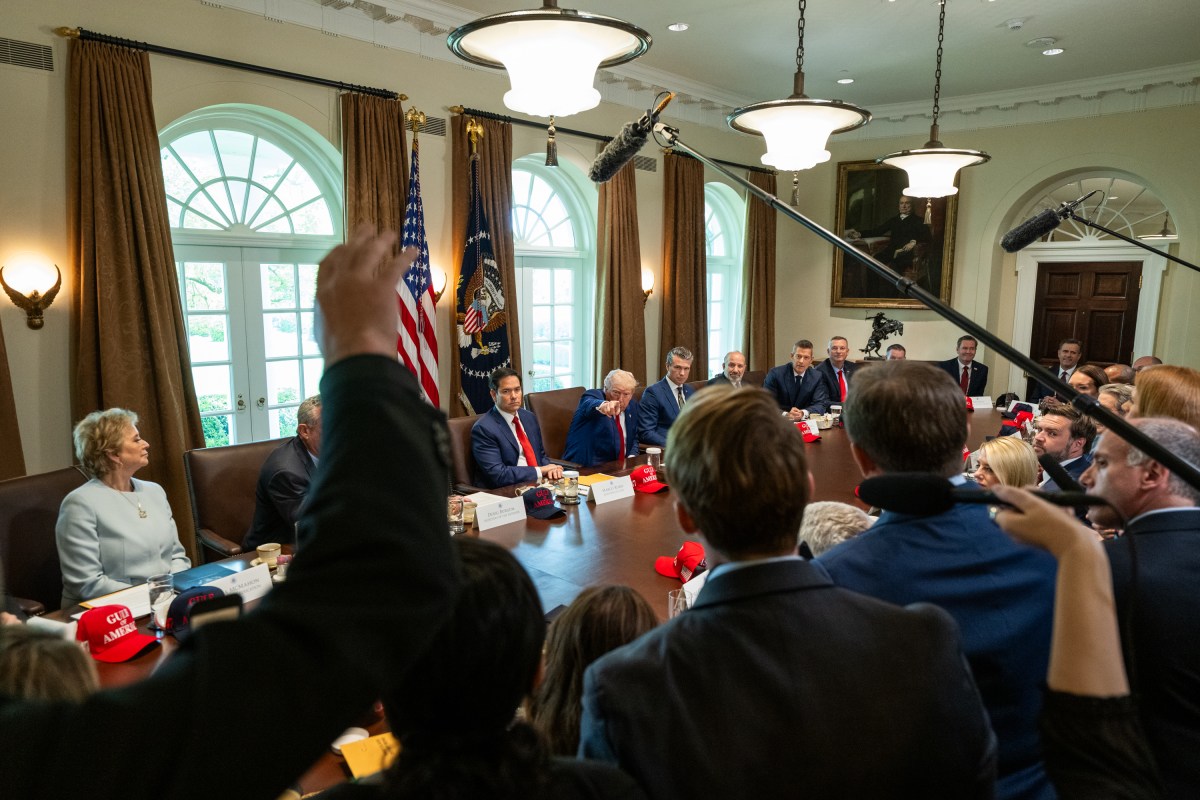 Members of the media ask questions during a Cabinet meeting, Wednesday, April 30, 2025, in the Cabinet Room. (Official White House Photo by Molly Riley)