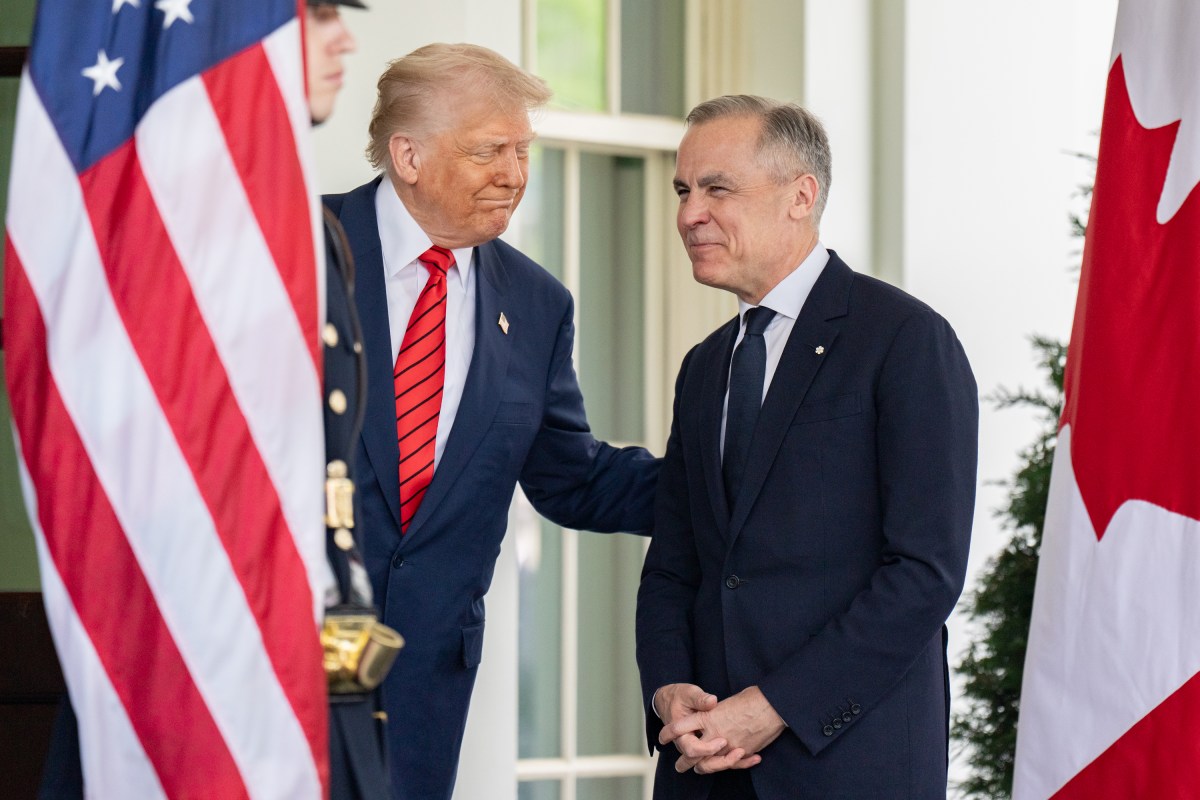 President Donald Trump greets Prime Minister of Canada Mark Carney, Tuesday, May 6, 2025, at the West Wing entrance of the White House. (Official White House Photo by Gabriel B Kotico)